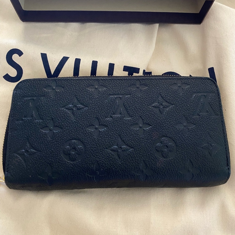 Louis Vuitton Zippy Wallet Monogram Emp Blk  M60571